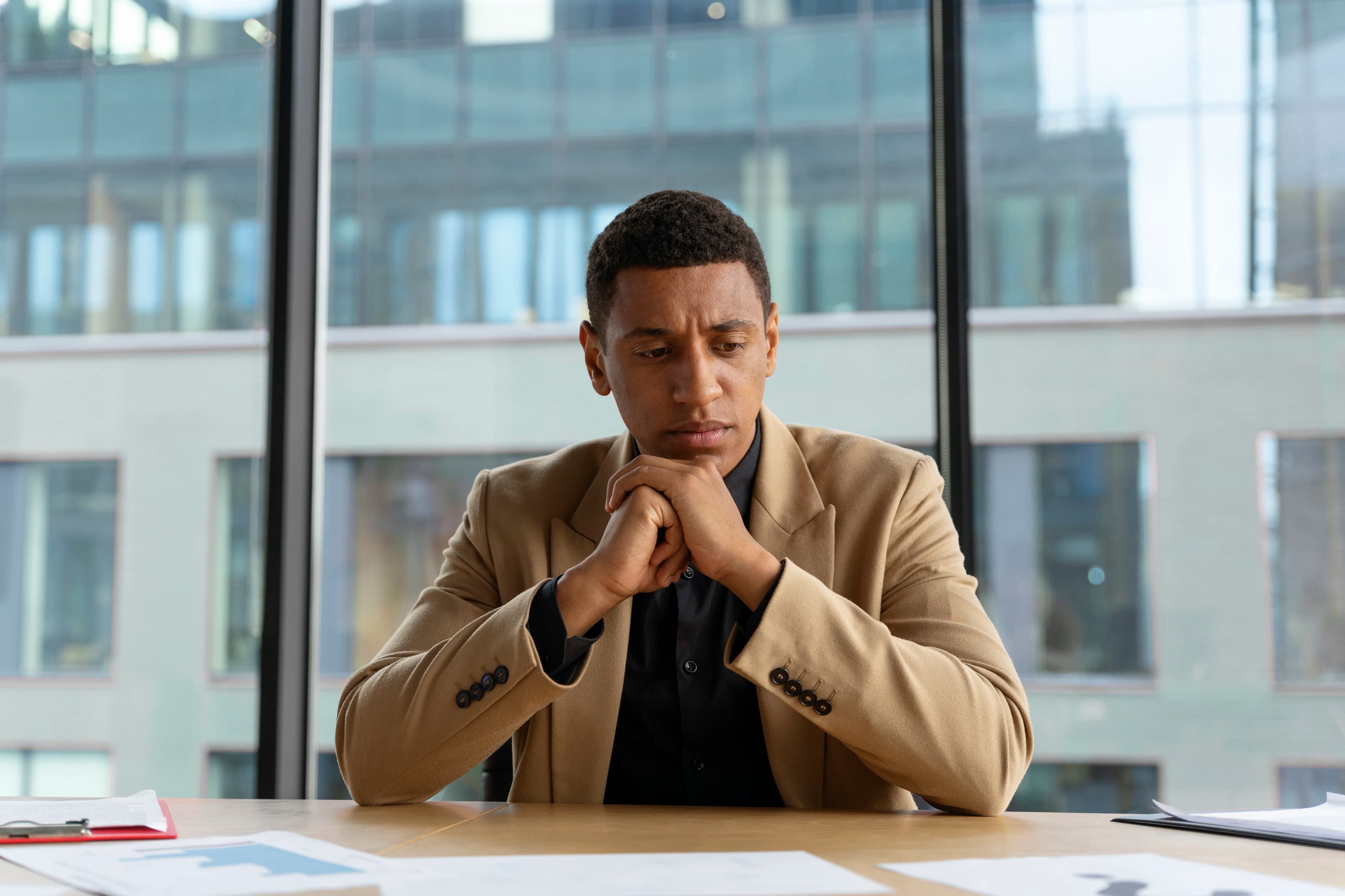 Servidores do RJ cobram valores atrasados; Secretaria se posiciona sobre pagamento